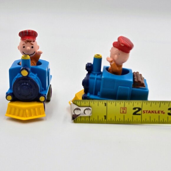 Vintage Peanuts Charlie Brown Conductor In Train UFS Inc. 1950,1966 Set Of 2 - Picture 10 of 11